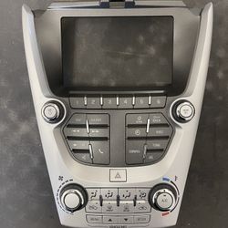 2016-2017 Equinox Dash Radio Bezel Temperature Climate Control Panel