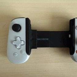 Backbone For iPhone 13/14 (not 15 Later)