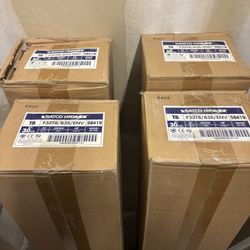 SATCO Hygrade 48” F32T8/835/ENV