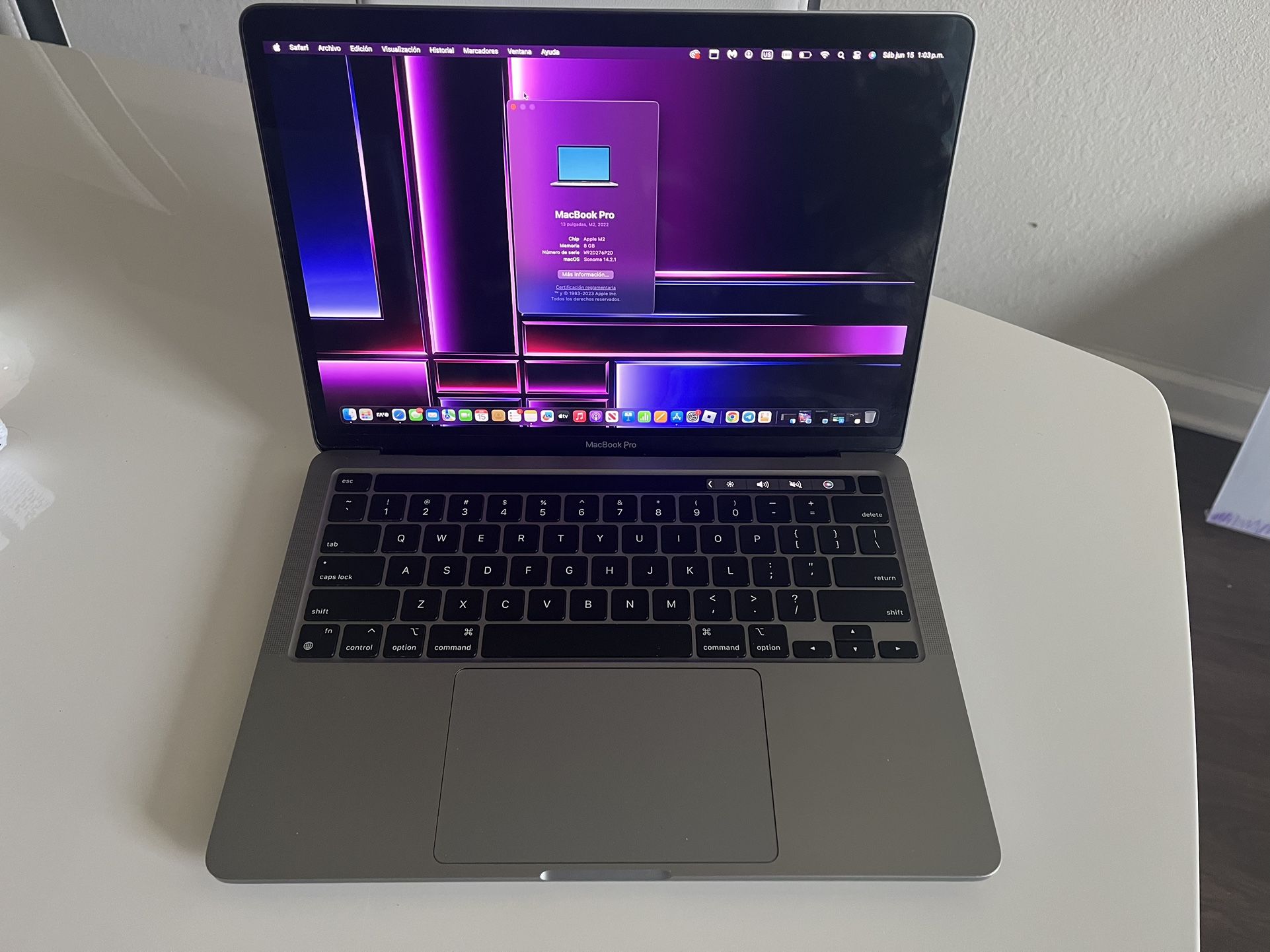 MacBook Pro 2022 M2