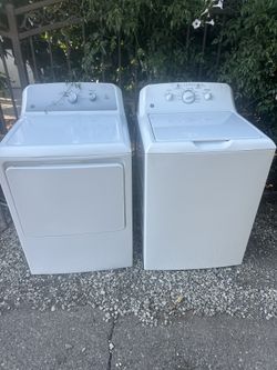 GE Washer And Dryer Gas Like New 🐝