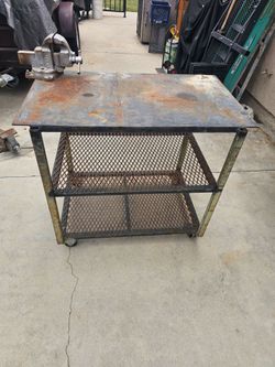 Metal table & vise