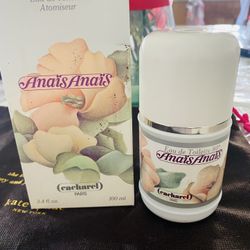 Anais Perfume 