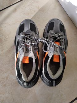Work shoes steel toe size 6