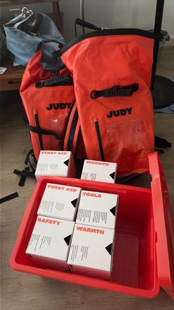 Emergency kits for disasters