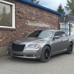 2012 Chrysler 300 S 