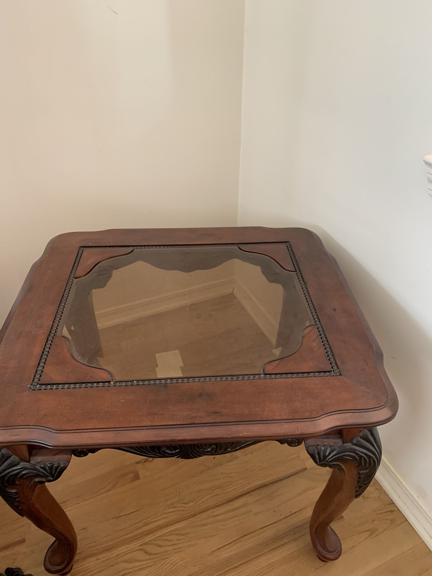 Set-Large Coffee table and corner table with thick glass