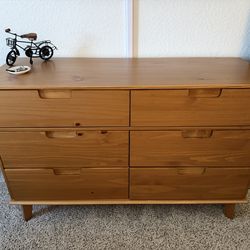 Walker Edison 6 Drawer Dresser
