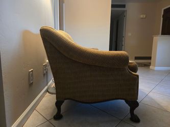 Antique/Vintage couch