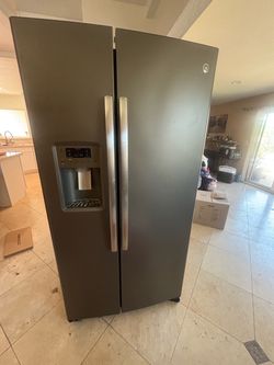 Refrigerator free