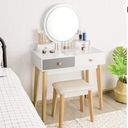 Small Light Up Vanity W/stool 