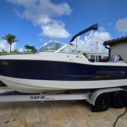 2006 Hydra-sport 202DC