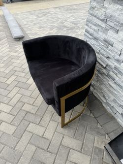 Black Velvet Accent Chair