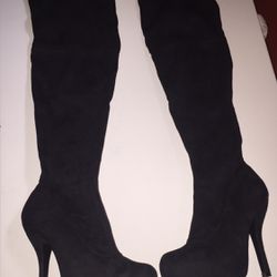 Ladies Size 6 Black Suede Thigh High Boots