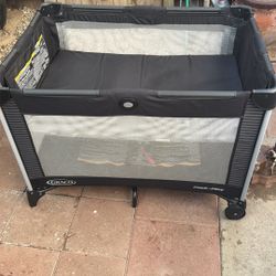  Baby Playpen Funsport Portable Baby Play Yard, Noir Dot