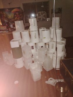 Food Grade 4&5 Gallon Buckets