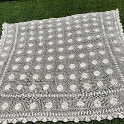 Vintage crochet bead spread 83/90”
