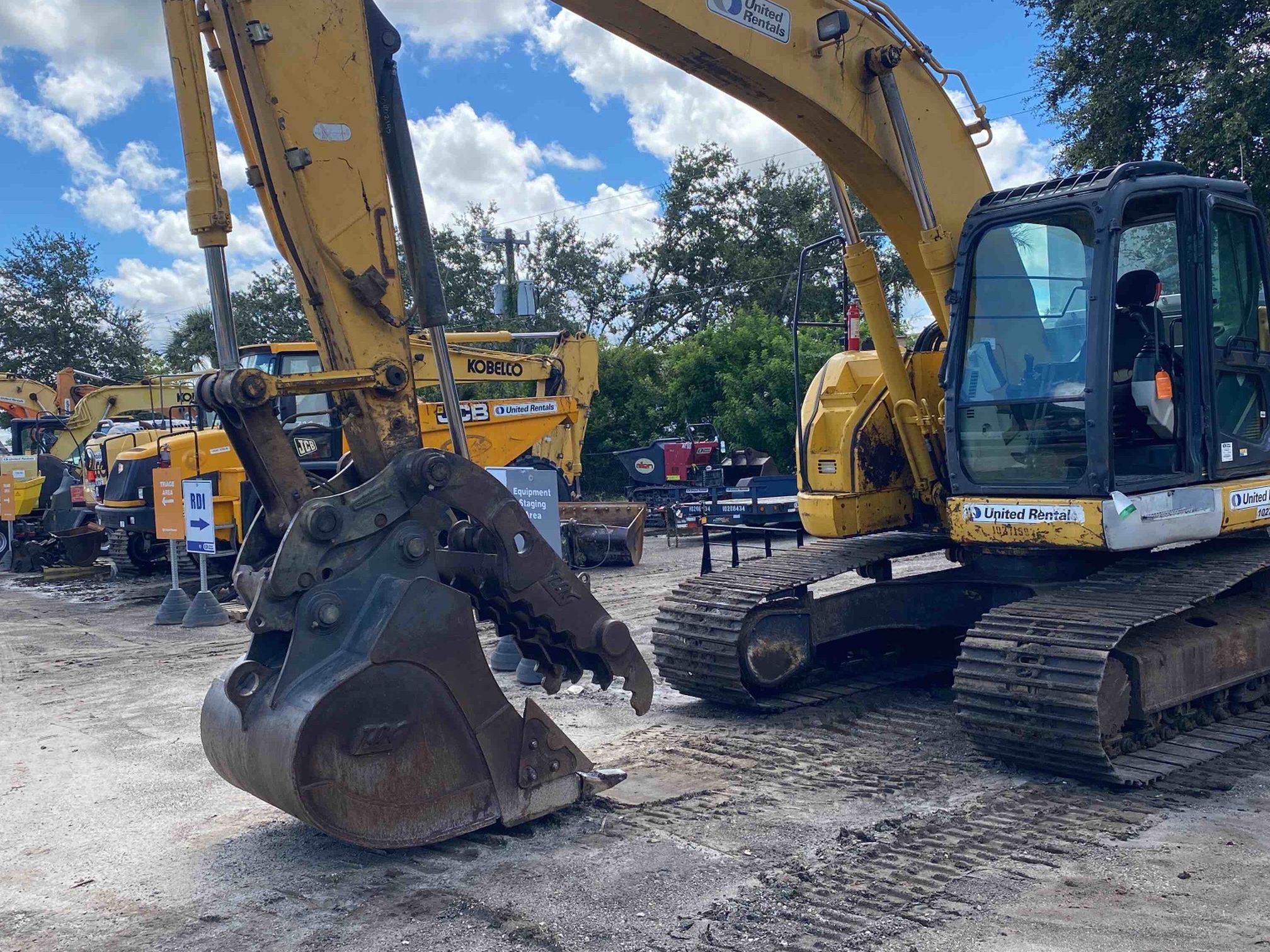 2014 Kobelco SK230SRLC-3 - Zero Turn Excavator