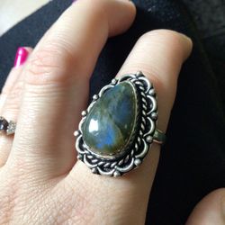 labradorite Ring