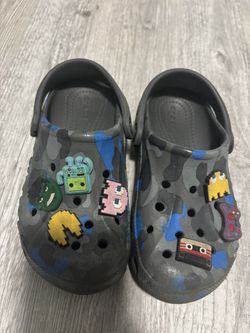 Kids Crocs Size 12c 
