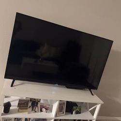 50” Roku Smart TV – Excellent Condition – 4K UHD