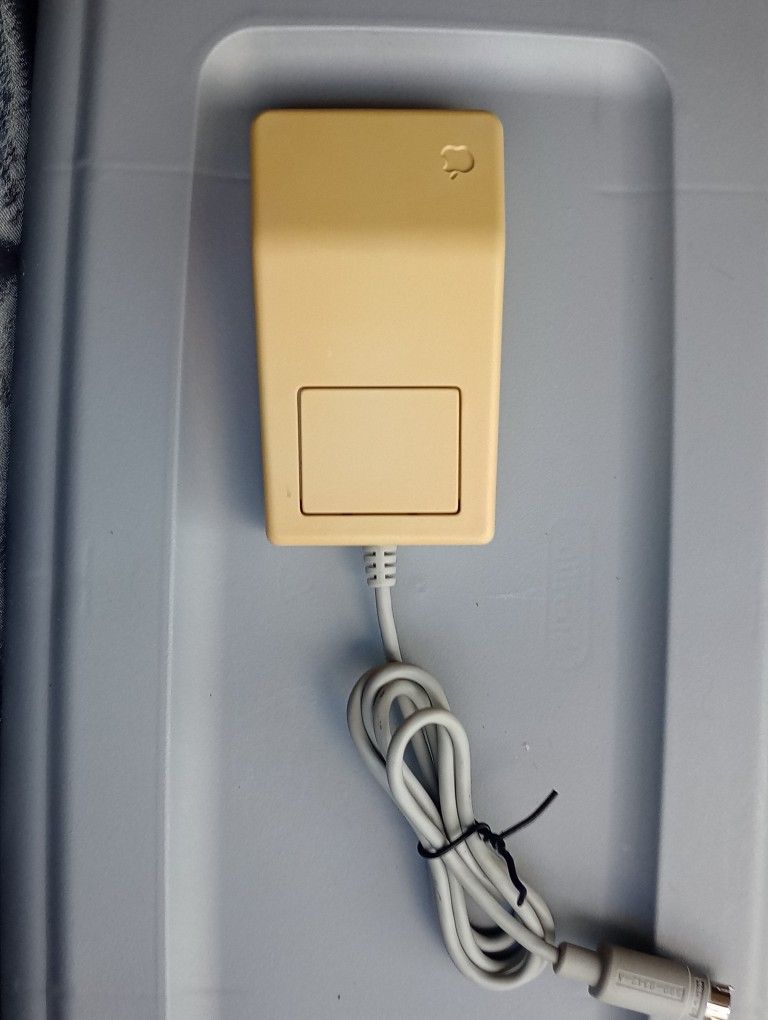 Vintage Apple Desktop Bus Mouse 