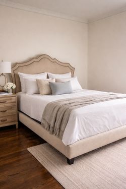 King Upholstered Bed Frame – Scalloped Headboard, Linen Fabric, Elegant Style