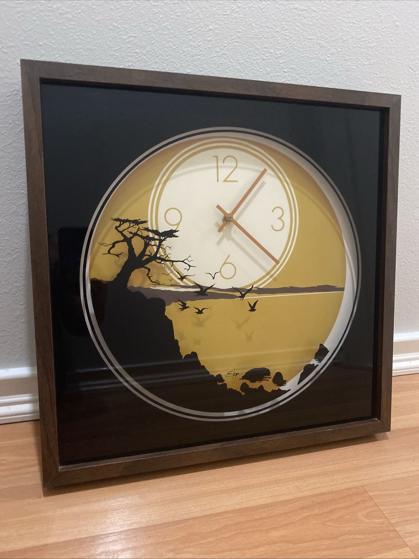 Elgin Safari Shadow Box Wall Clock Vintage 1970's Mid Century works Sunrise