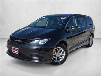 2023 Chrysler Voyager