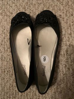 Black shoes