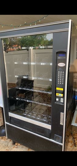 Snack machine