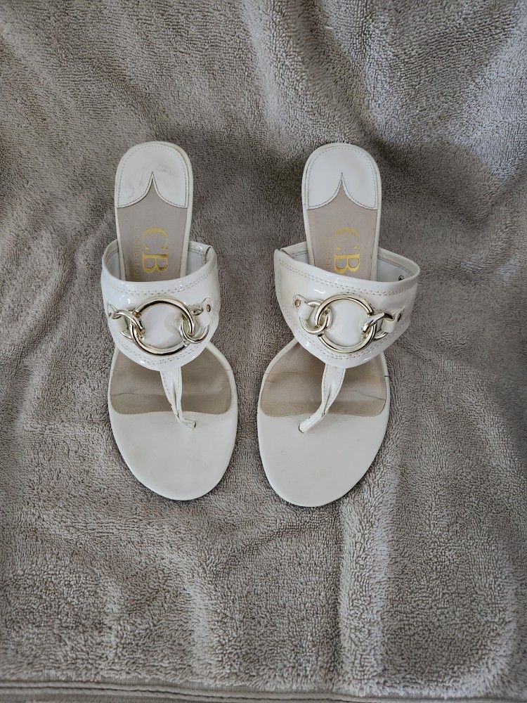 Size 9 White Sandals