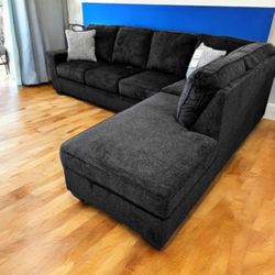 OM• $38 Initial • Brand New// 2 Piece Modern Sectional 