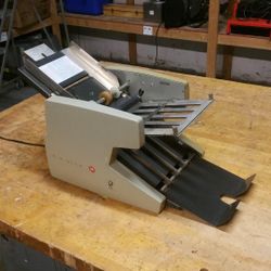 AB Dick 52 Tabletop Automatic Paper Folder 