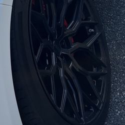22 Inch Vossen Wheels 