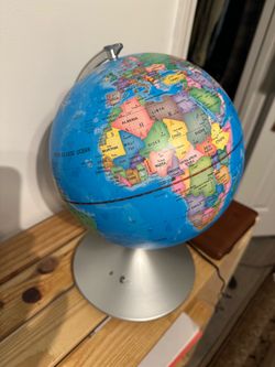 World globe 14” with illuminated Constellation
