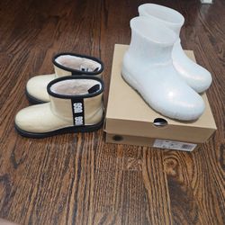 Girls Uggs Size 2