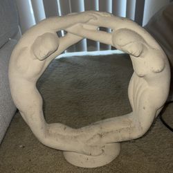 Haeger Vintage Eternity Circle of Love Statue Pottery