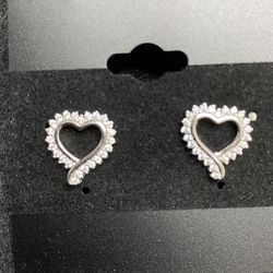 925 Silver Heart Earrings With Cz Accents 