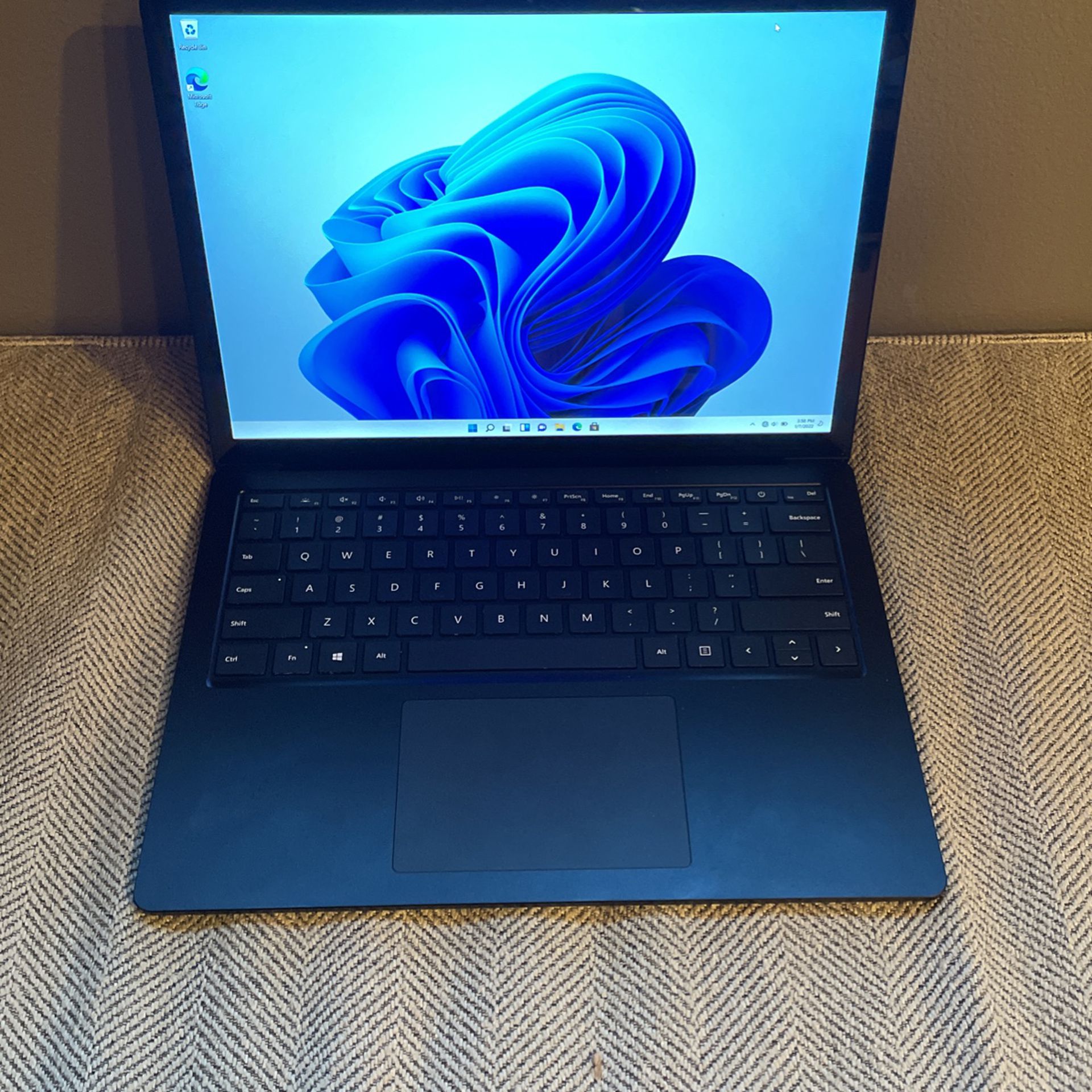 Surface Laptop 3 - 13.5”, i7, 16Gb, 1Tb, Win11 Pro