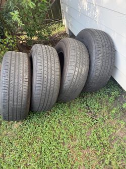 Dodge Ram Rims and Tires Size: 265/70R17 Used set of 4