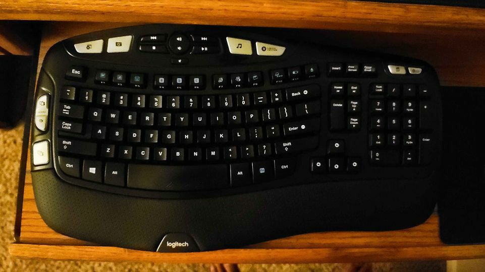 Logitech MK550 Comfort Wave Ergonomic Keyboard with Mouse