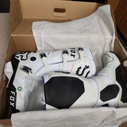 FOX RACING BOOTS SIZE 12- NEW