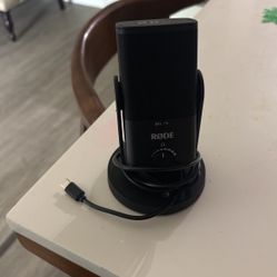 Microphone 
