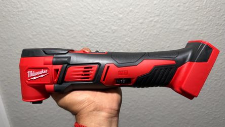 Milwaukee M18 Multi-Tool Milwaukee M18 Multi herramienta