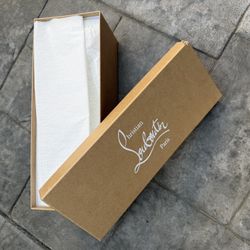 Christian Loubotin Box