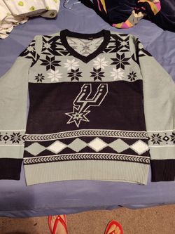 Women's Small San Antonio Spurs Christmas Sweater