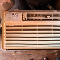 Large Kenmore AC