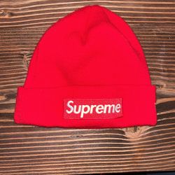 Supreme World Famous Beenie 