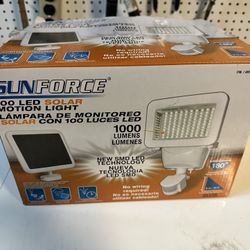Sunforce Solar Motion Light